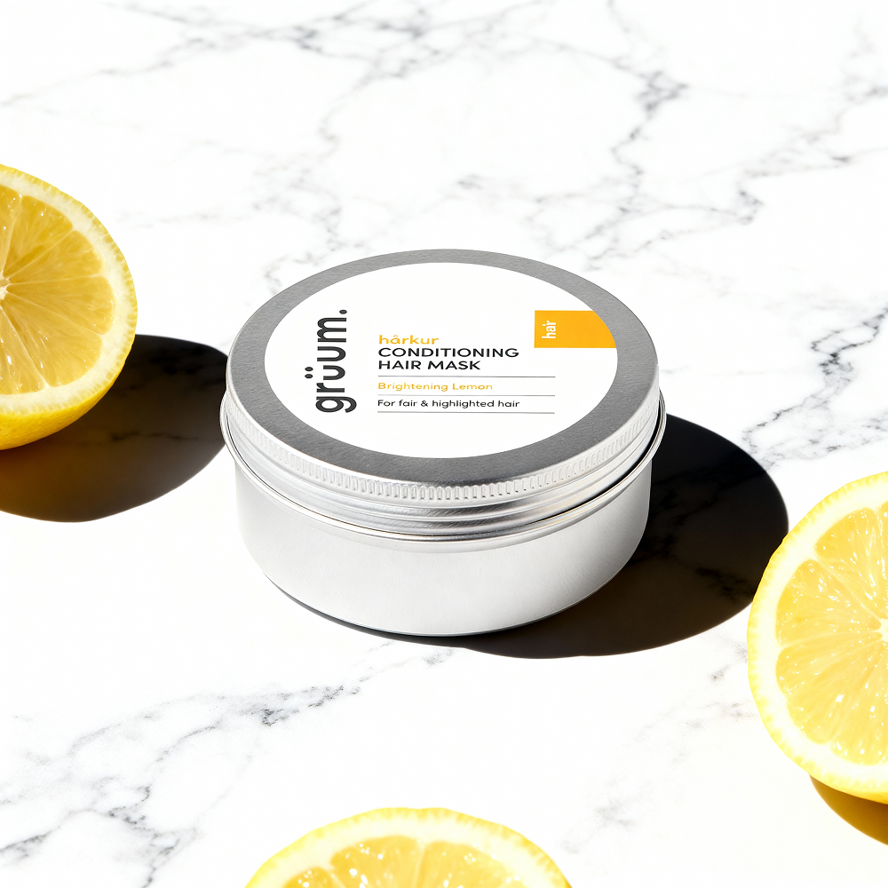Conditioning hair mask with lemons