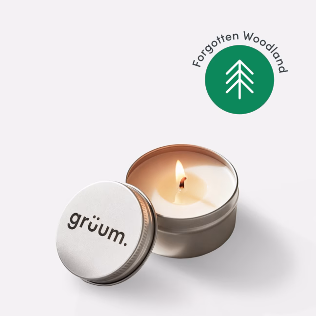 Candle in a tin with lid